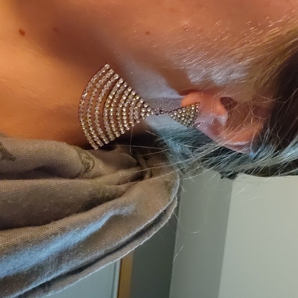 Rhinestone earrings - Picture 3 of 3